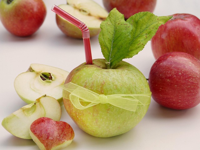 Blasenentzündung vorbeugen leicht gemacht. Erfahren Sie die besten Alltagstipps zu Hygiene, Kleidung und Ernährung für eine dauerhaft gesunde Blase.