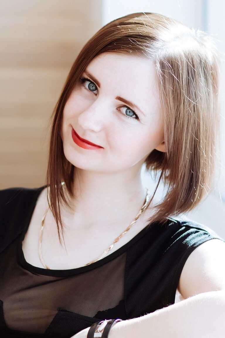 Dein Autorentraum wartet. Wir zeigen dir wie du Ohne Verlag zum ersten Bestseller wirst und deine Leser begeisterst. Lies jetzt weiter.